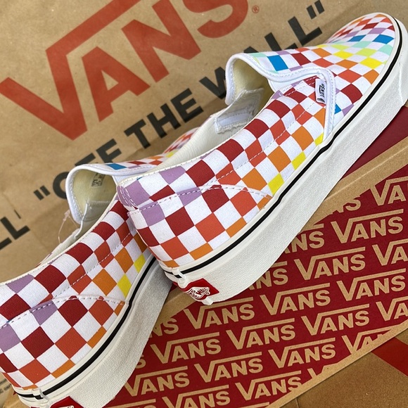 Vans Classic Slip On Checkerboard Rainbow/True White sneakers WMNS - Picture 15 of 16